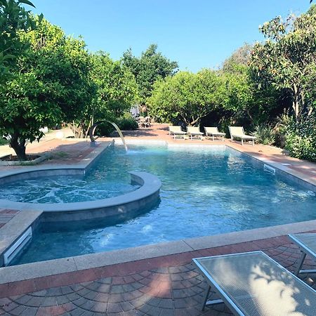 Elba Vip Aparthotel Porto Azzurro Luaran gambar