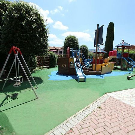 Elba Vip Aparthotel Porto Azzurro Luaran gambar