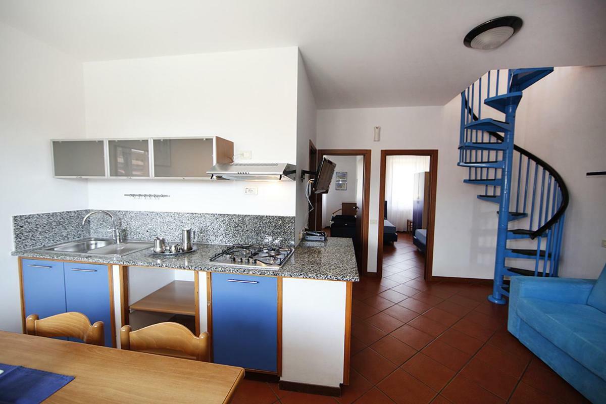 Elba Vip Aparthotel Porto Azzurro Luaran gambar