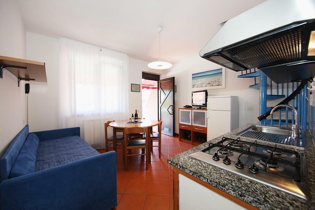 Elba Vip Aparthotel Porto Azzurro Luaran gambar